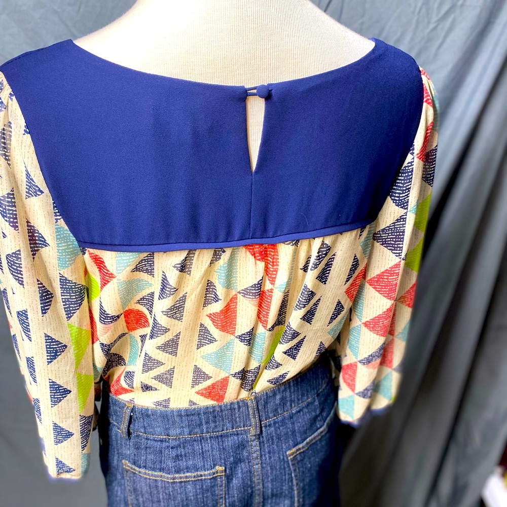 Umgee Versatile Abstract Triangle Semi-Sheer Baby… - image 5